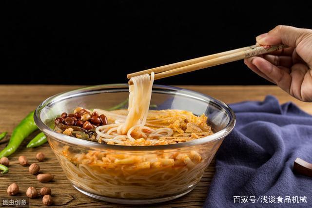 失去柳钢五菱后,柳州螺蛳粉学院开办,螺蛳粉工厂如何撑起经济?